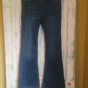 Cello 30" Mid Rise Pull-On Flares Size Large